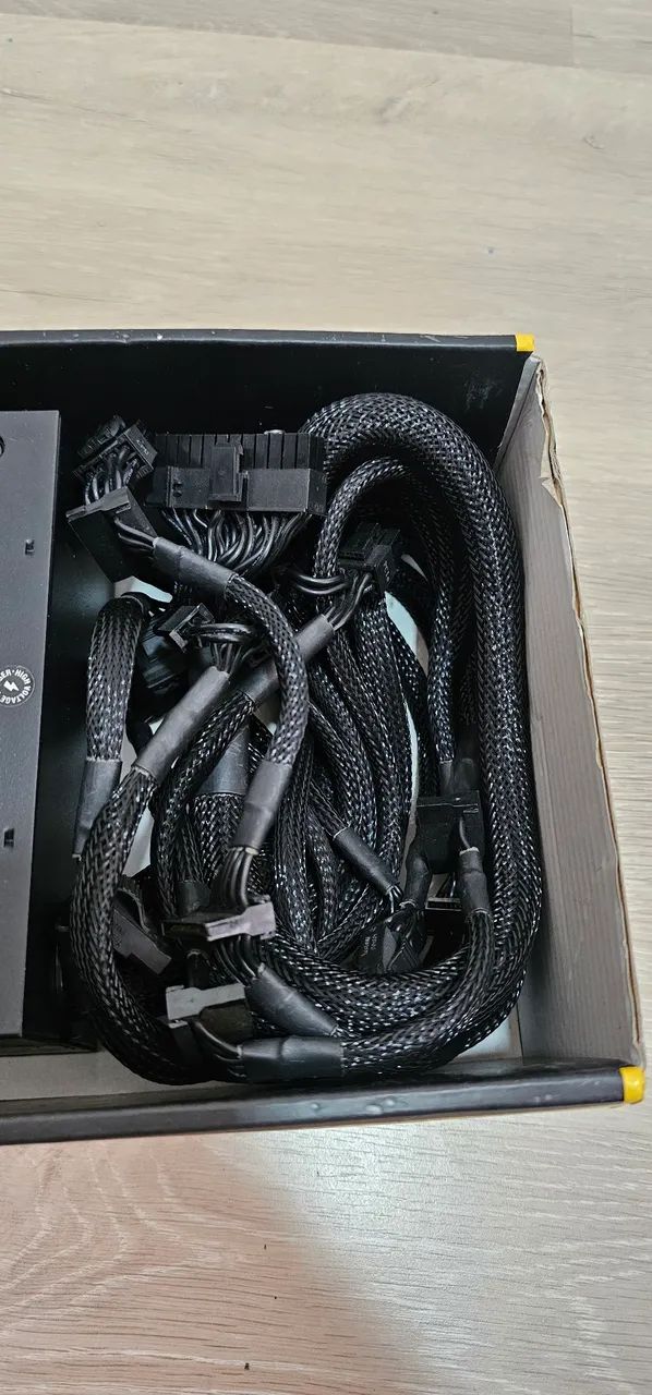 Fonte Corsair CX650 - 80 Plus - Foto 5