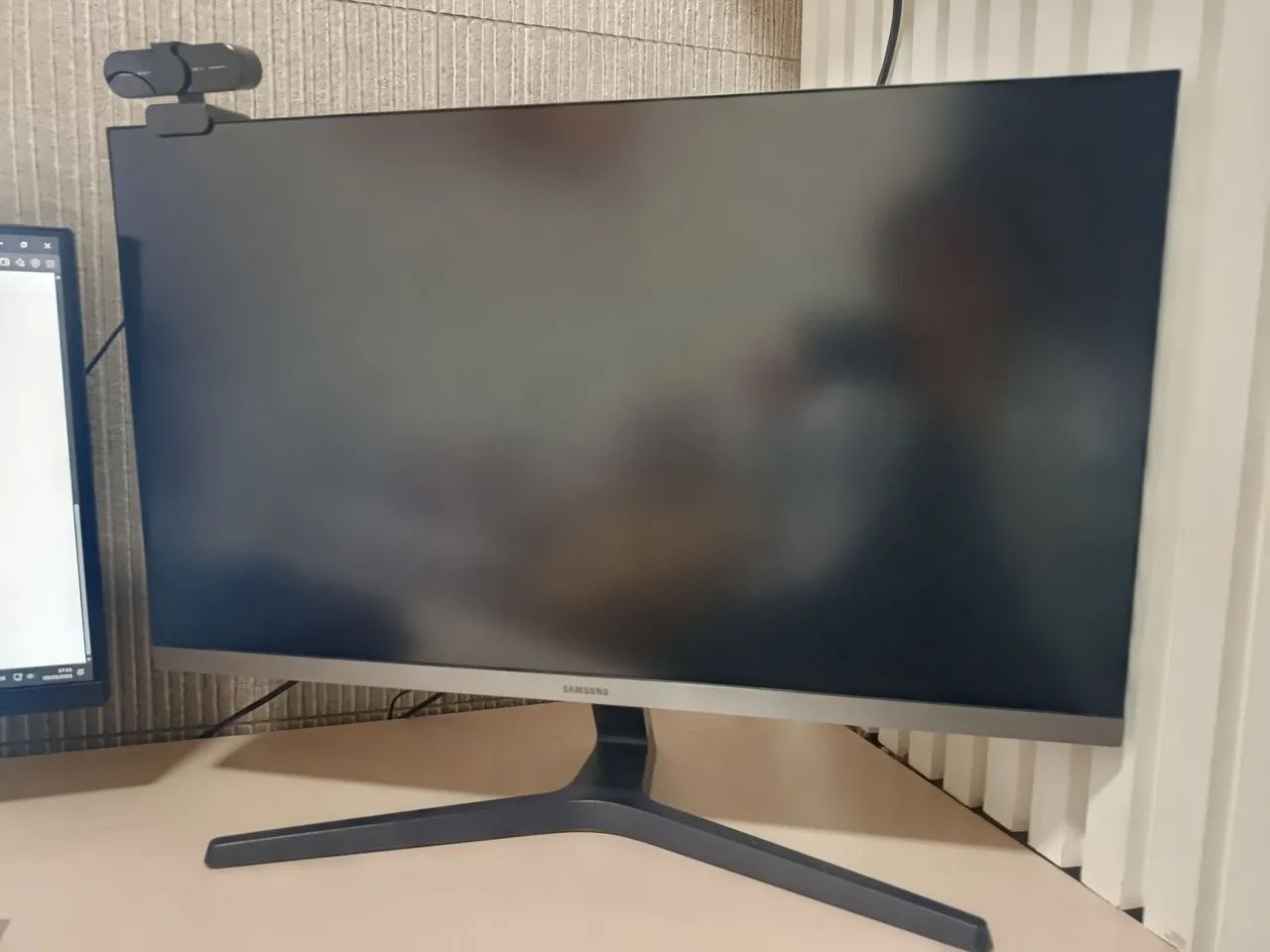 Monitor Samsung UR550 4K UHD HDR (Painel IPS) - Foto 2