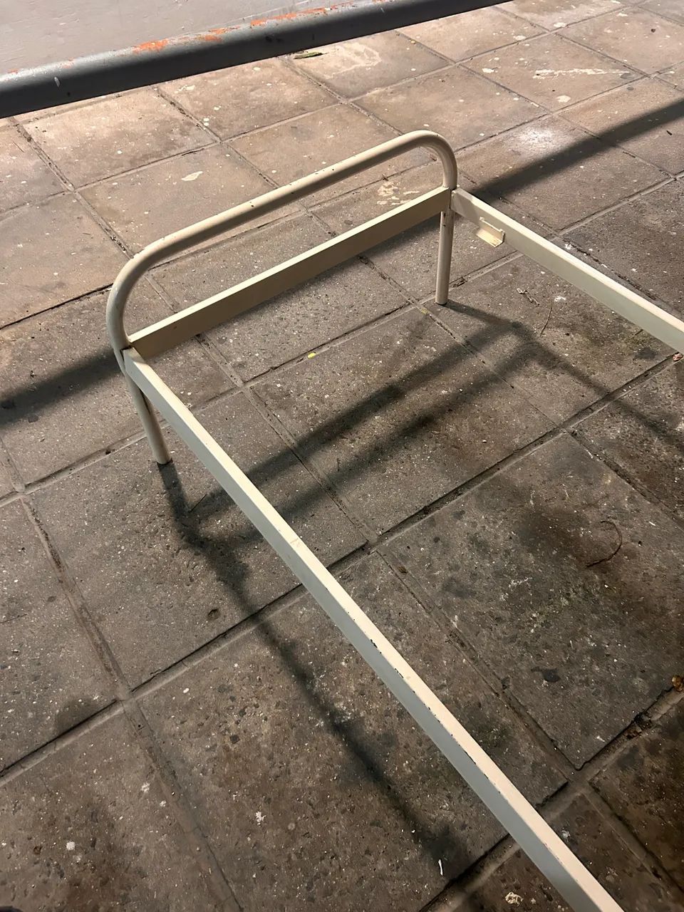 Cama de ferro solteiro - Foto 2