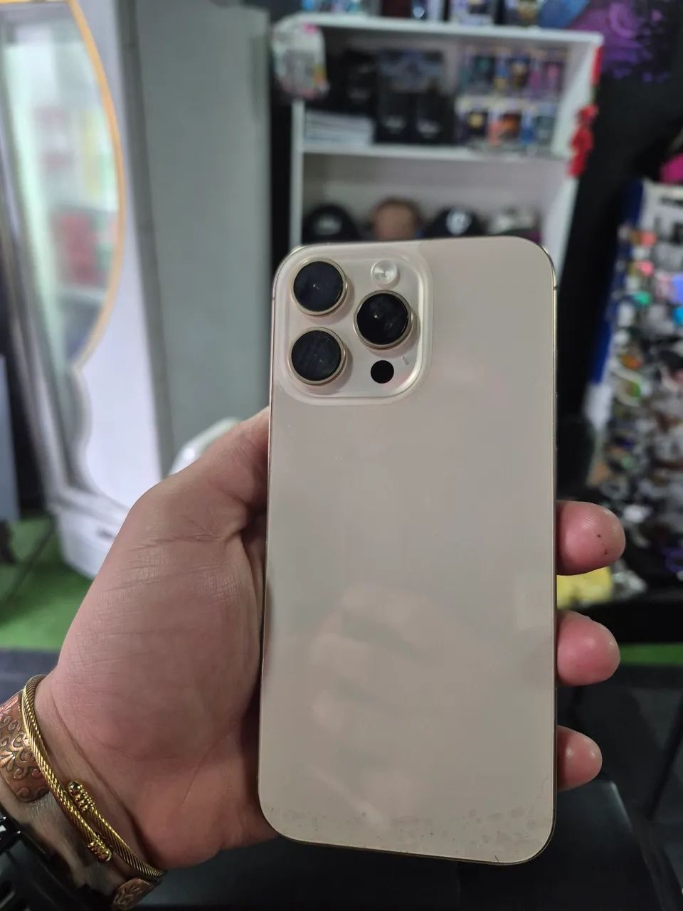 Iphone 16 pro max PECAS
