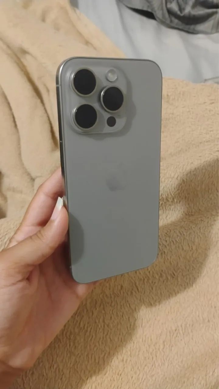IPHONE 15 PRO - Foto 2
