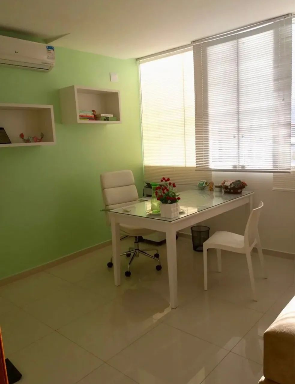 Aluga-se espaço de 65m² na Praia da Costa!  - Foto 4