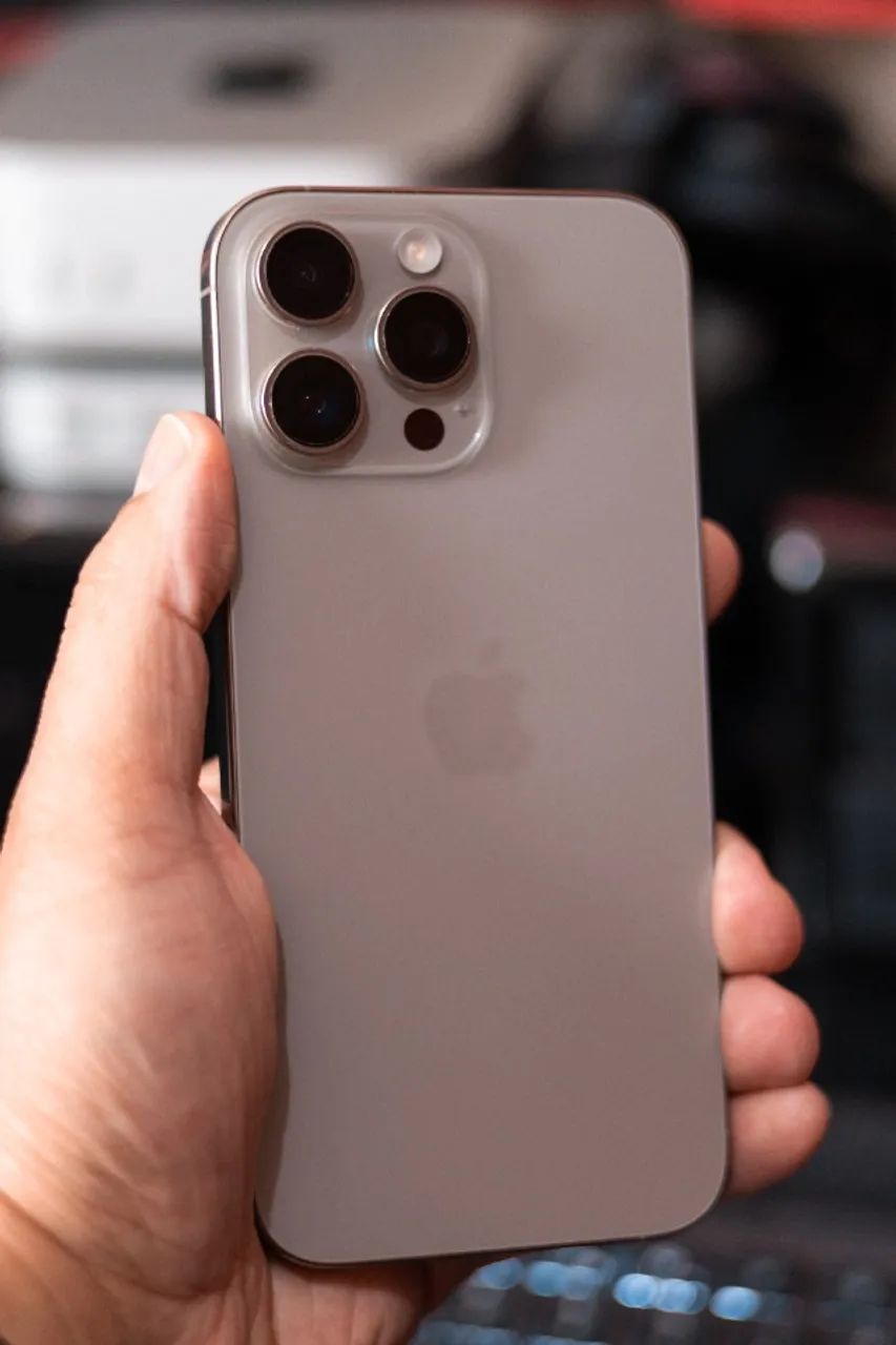 iPhone 16 Pro Max 1TB - Impecável - Sem Marcas - Oportunidade