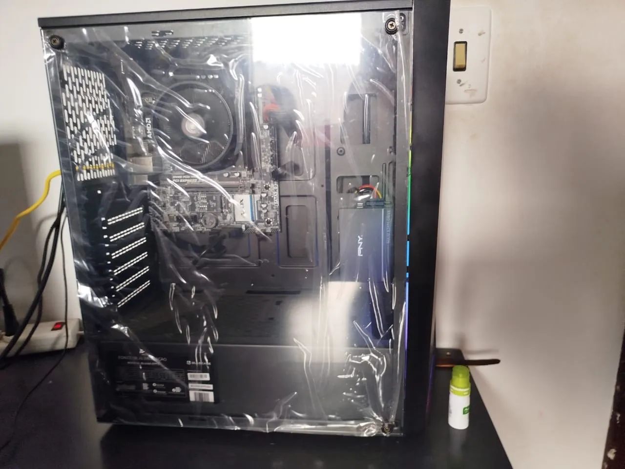 Gaming Computer405754931252439040
