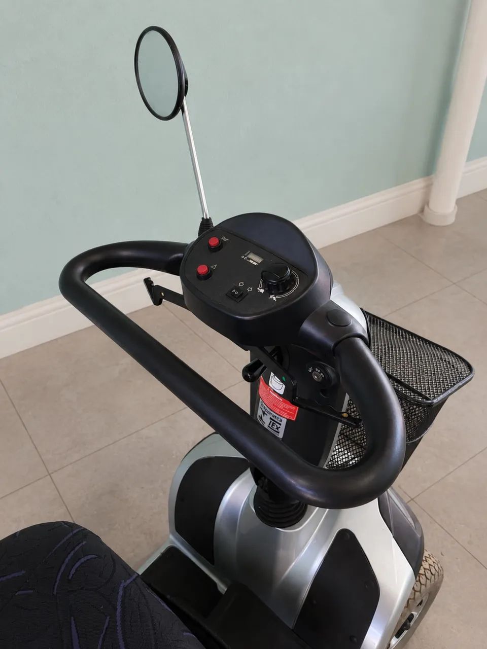 Scooter motorizada (cadeira motorizada) - Foto 2