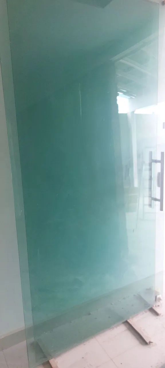 Portas de Vidros Temperados435689877008568325
