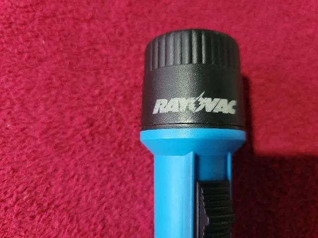 Antiga Mini Lanterna de Mão Rayovac dos Anos 80 - Foto 5