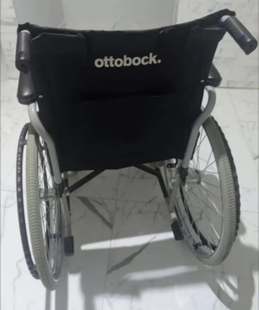 Cadeira de Rodas - Foto 2