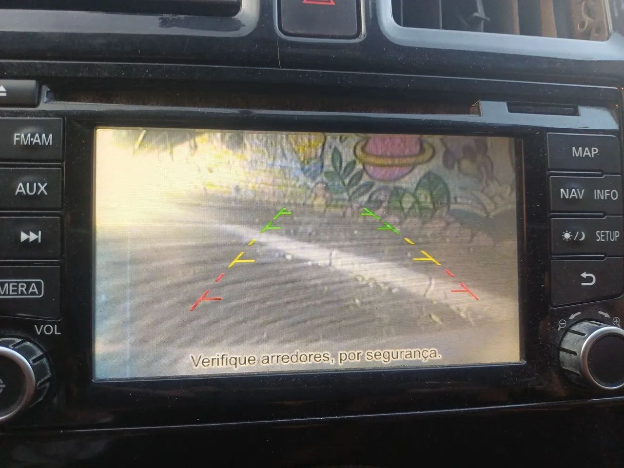Nissan March SL 1.6 16V Flex Fuel 5p, foto 11 de 14
