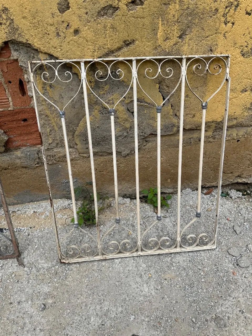 Janelas, portas e guarda corpo ferro  - Foto 2
