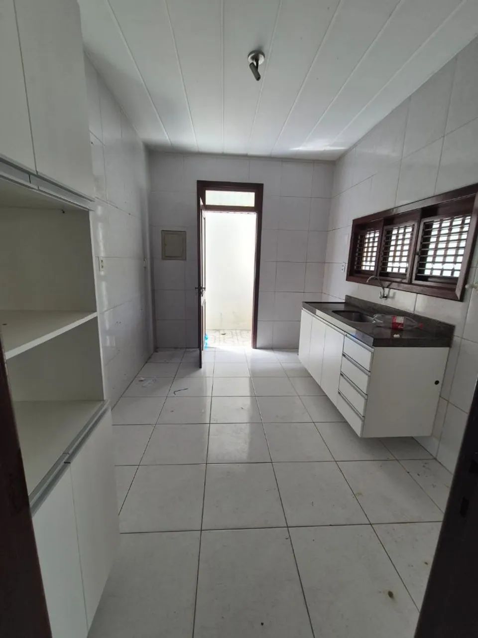 Alugo casa Cohajap - Foto 4