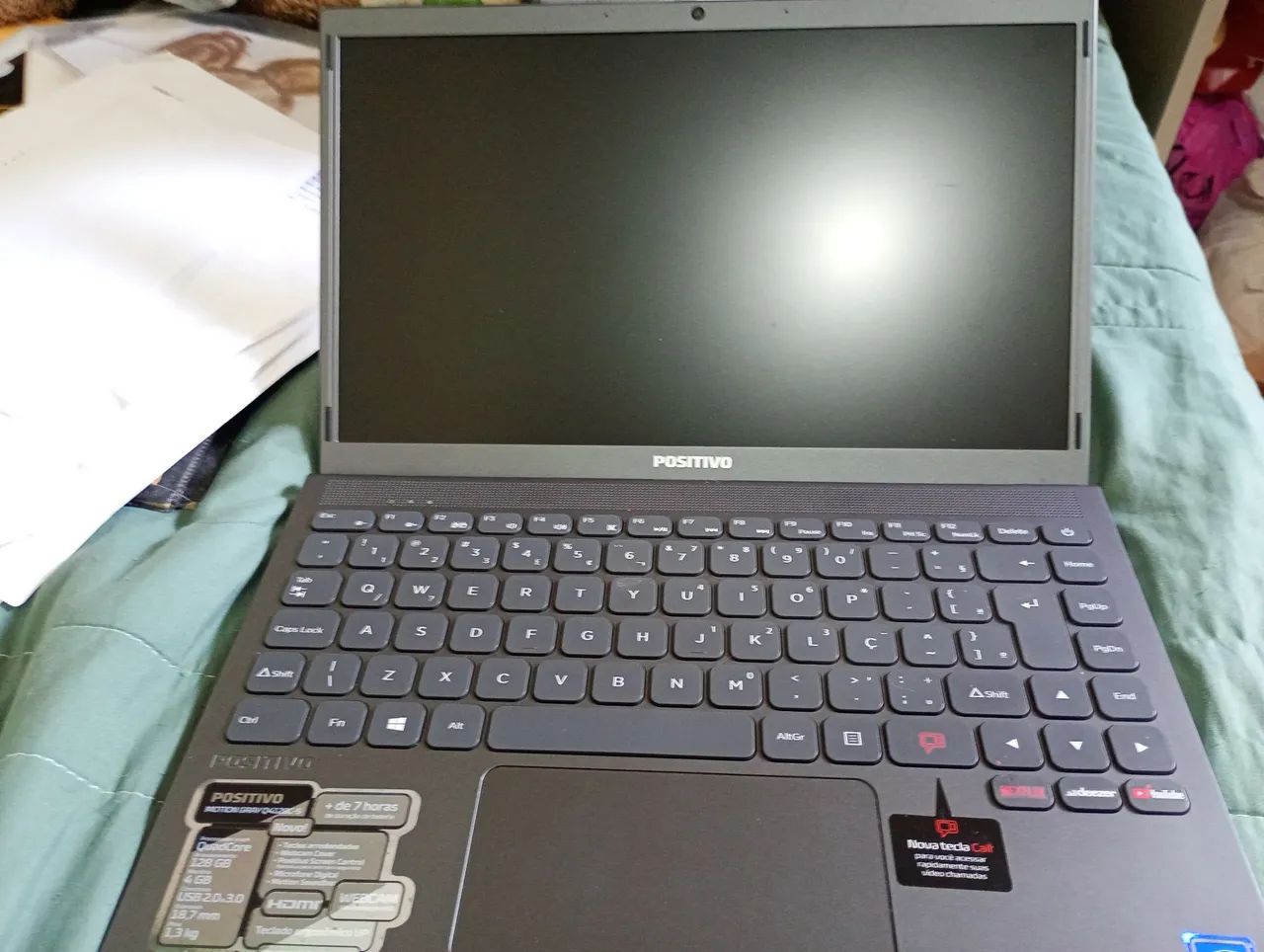 Notebook semi-novo 