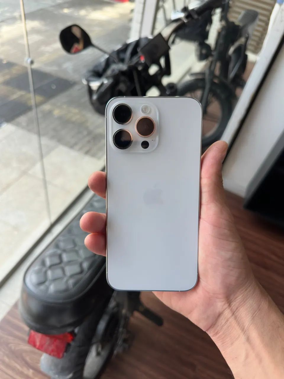 iPhone 14 Pro Max 256gb (seminovo) - Foto 2