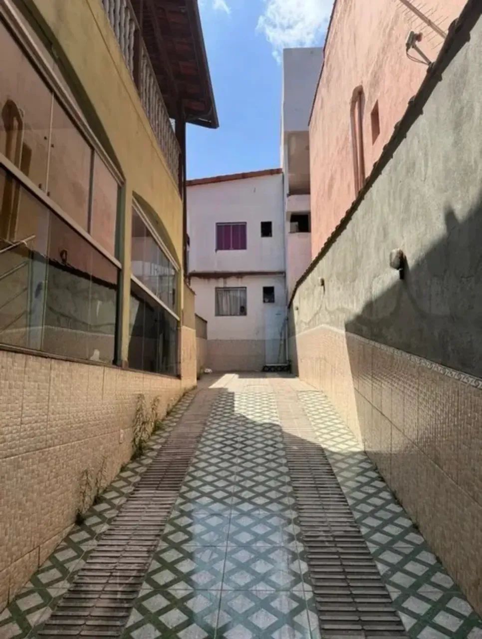 Imóvel na Glória possuindo 5 residências - Foto 5
