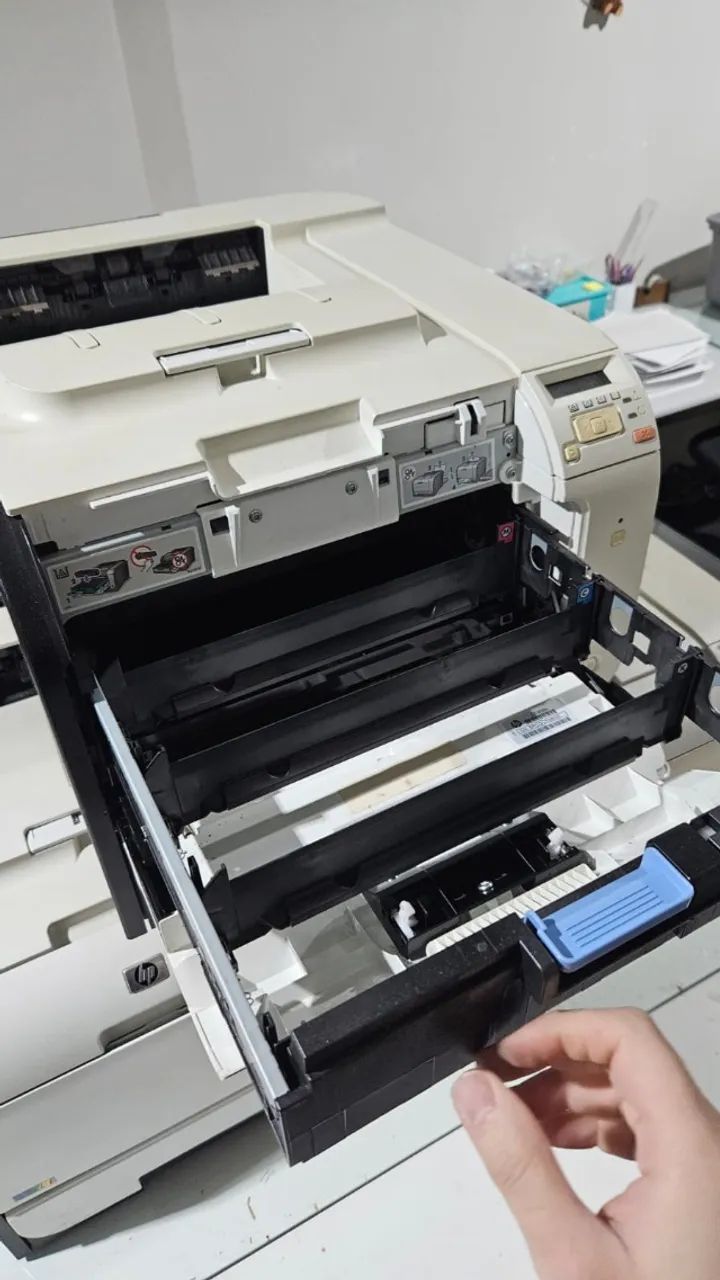 Impressora HP Laserjet Pro M451DW - Foto 4