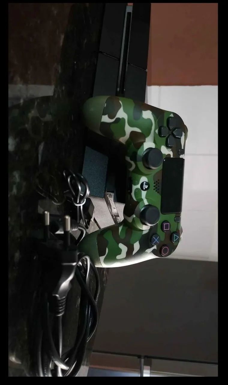 PlayStation 4 à Venda! - Foto 2