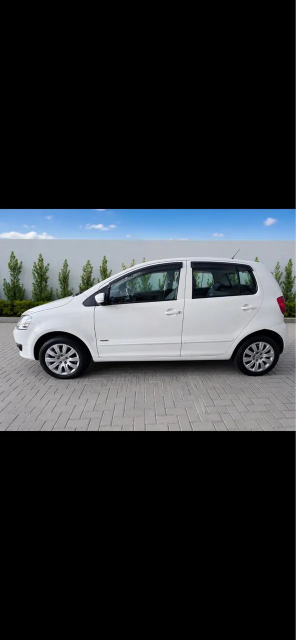 Volkswagen Fox 1.0 MI Total Flex 8V 5P 2012 - Foto 3
