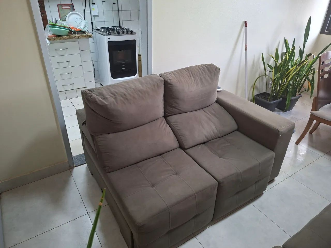 2 Sofás retrátil e reclinável ambos de 2 lugares - Foto 2