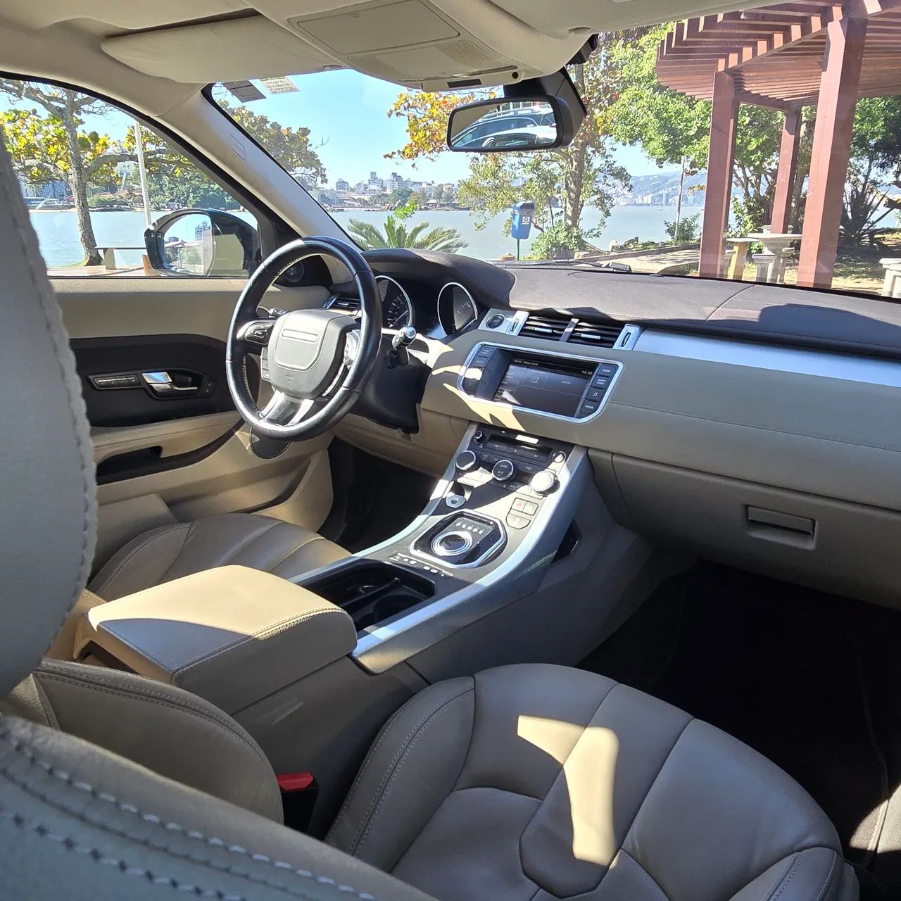 Land Rover Range Rover Evoque Pure Tech 2.0 Aut. 5P 2014 - Foto 3