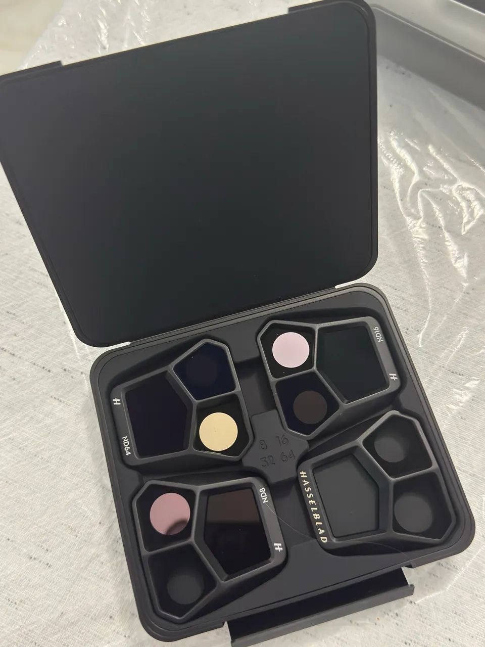 DJI Mavic 3 Pro Combo Fly More - Foto 5