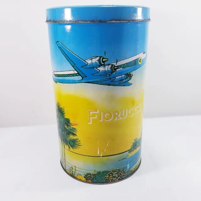 Antiga lata em metal Litografada Calça Fiorucci