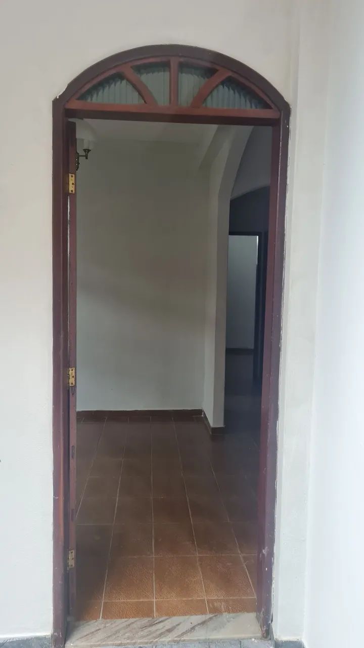 Aluguel anual casa no centro Piúma  - Foto 4