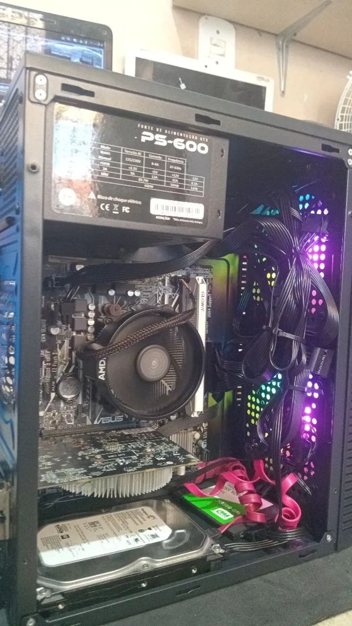 Ryzen 5 1600AF, RX550 2GB - Foto 2