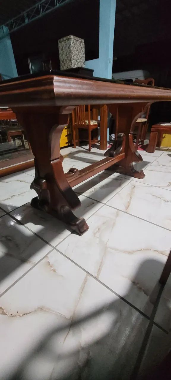 Mesa de madeira maciça 550,00 SÓ A MESA  - Foto 5