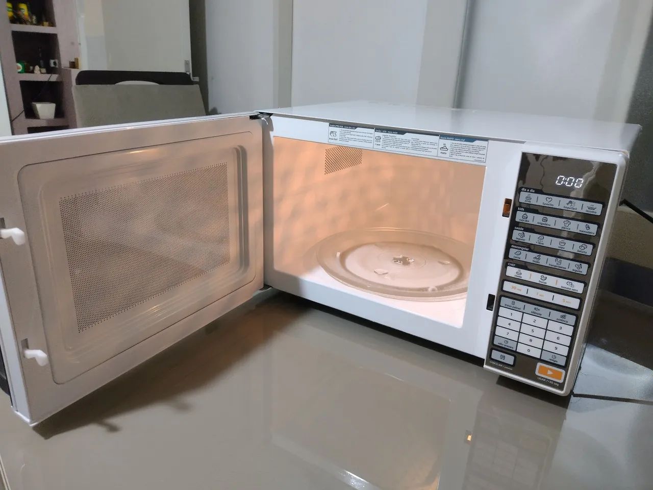 Microondas Midea 31 litros, Espelhado. - Foto 3