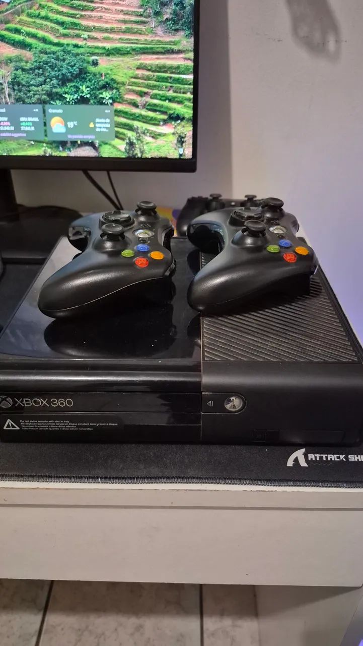 Xbox 360 - Super Slim