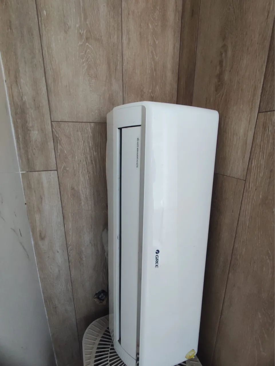 Ar condicionado funcionando 