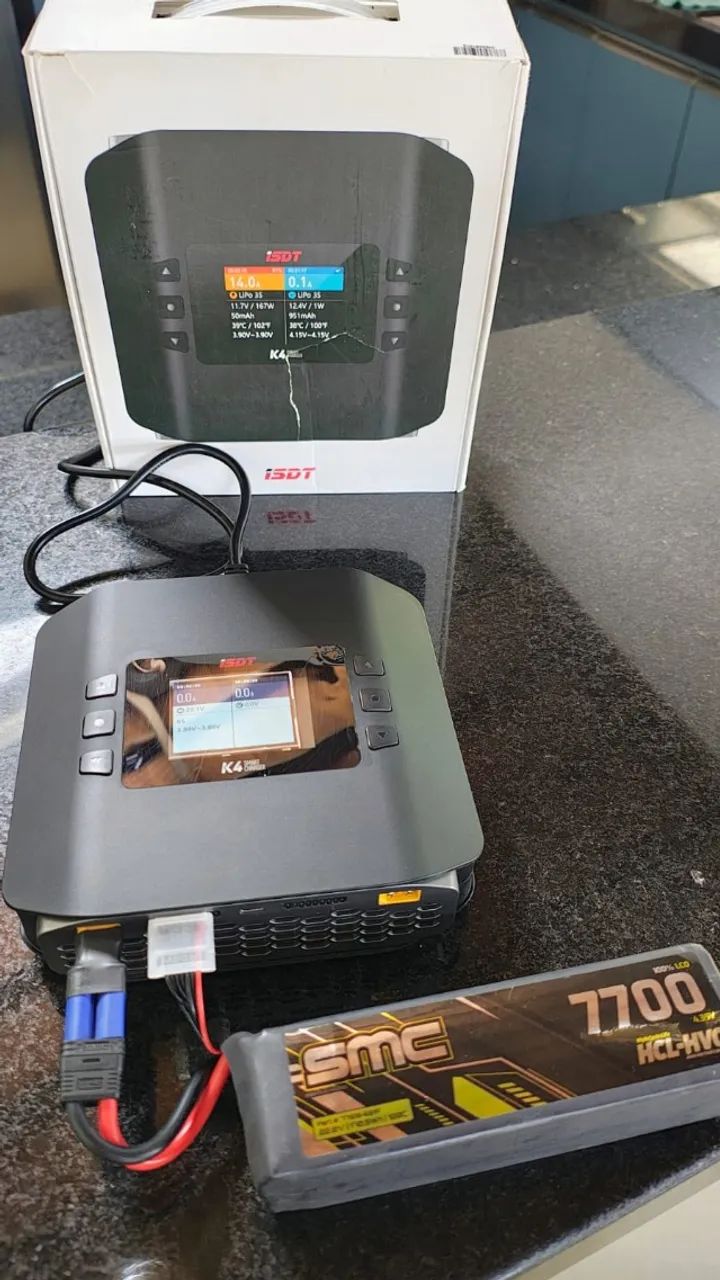 ISDT K4 Smart Charger duplo 1-8S AC/DC