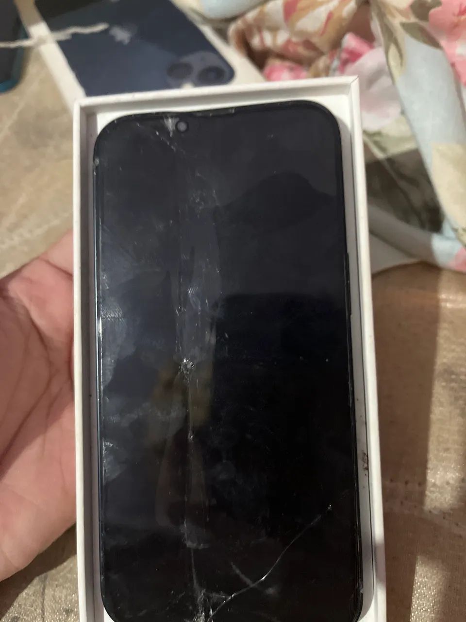 iPhone 13 para retirada de peças  - Foto 2