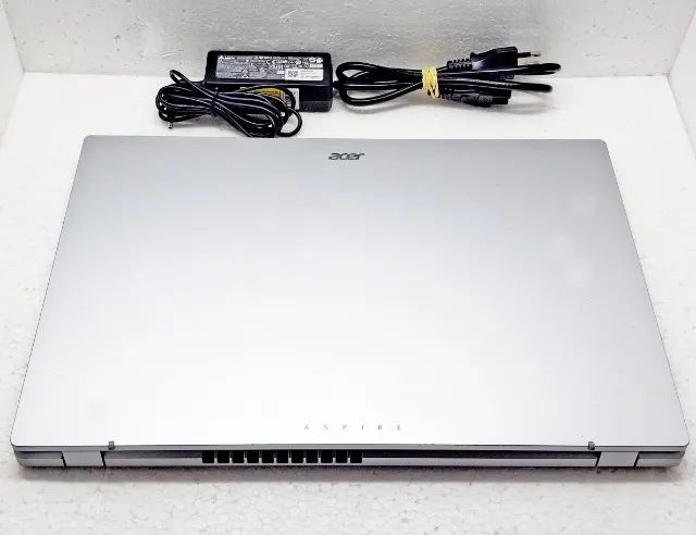 Notebook ACER Aspire 3 - Core i3 12ª com 8GB DDR5 e SSD NVMe - Windows 11 + Office - Foto 2