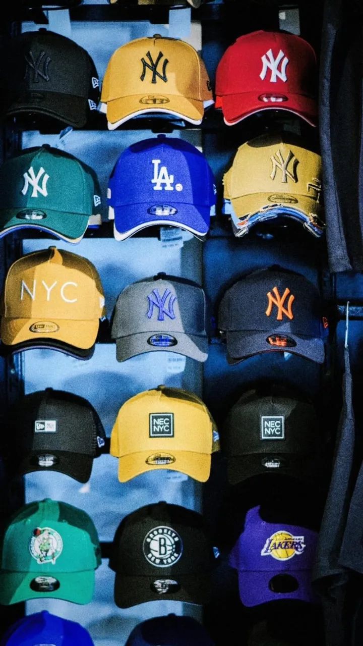 Expositor Roupas e Bonés - Foto 4