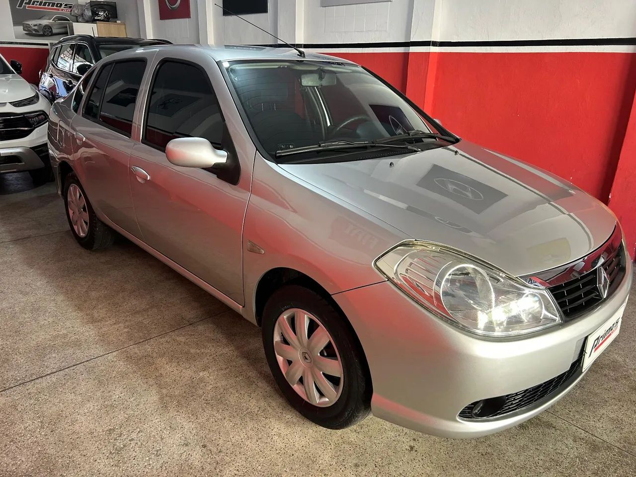 Renault Symbol Expression Hi-flex 1.6 16V 4P 2011 - Foto 3