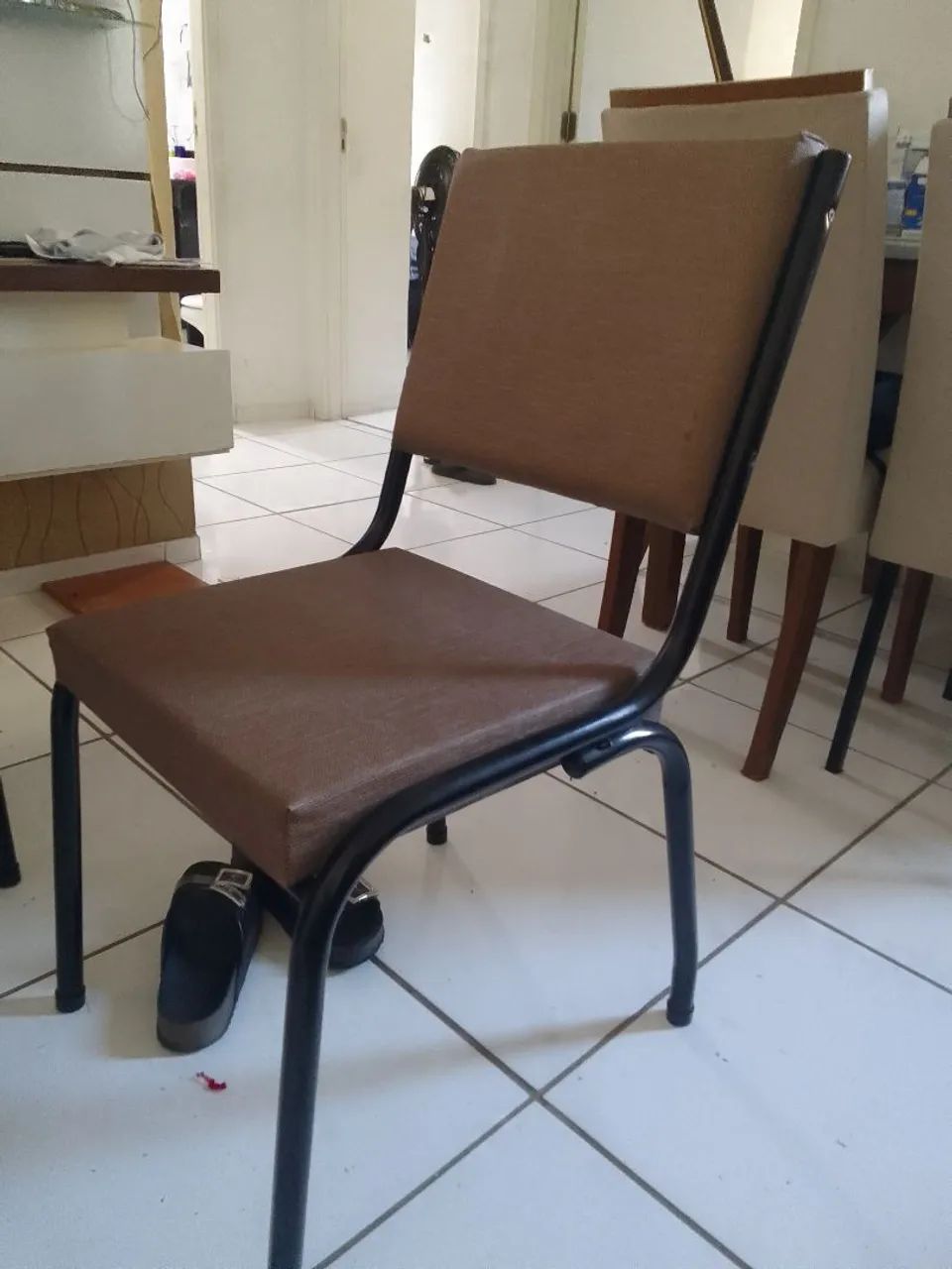 Vendo 4 cadeiras  - Foto 4