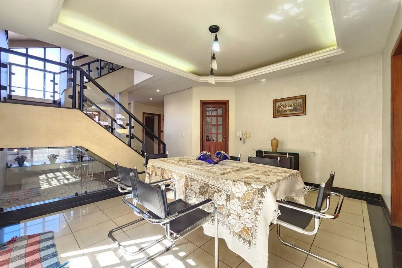 Casa à Venda - Aeroporto, 5 Quartos, 360 m2 - Foto 5