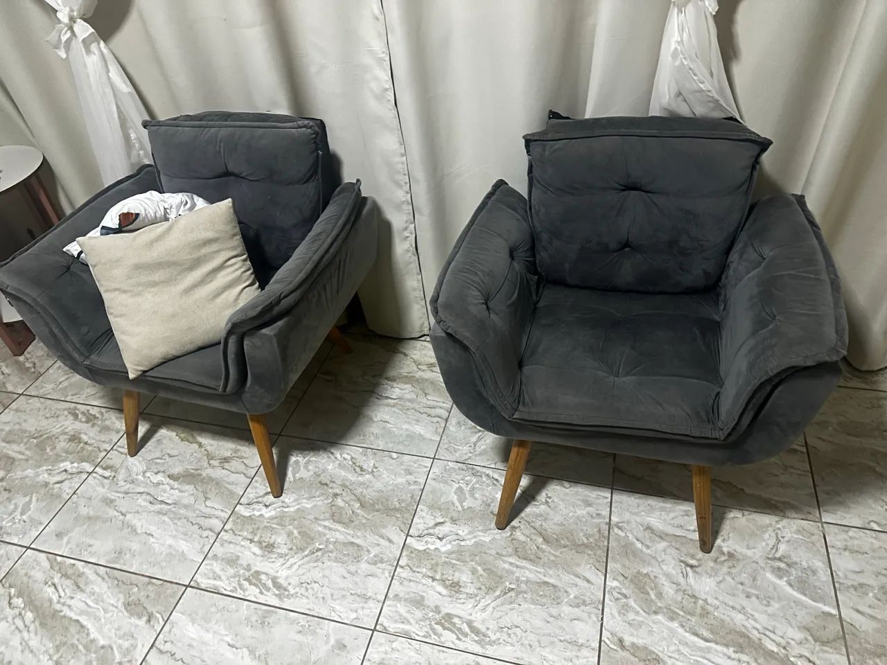 Par de poltronas conservadas  - Foto 3
