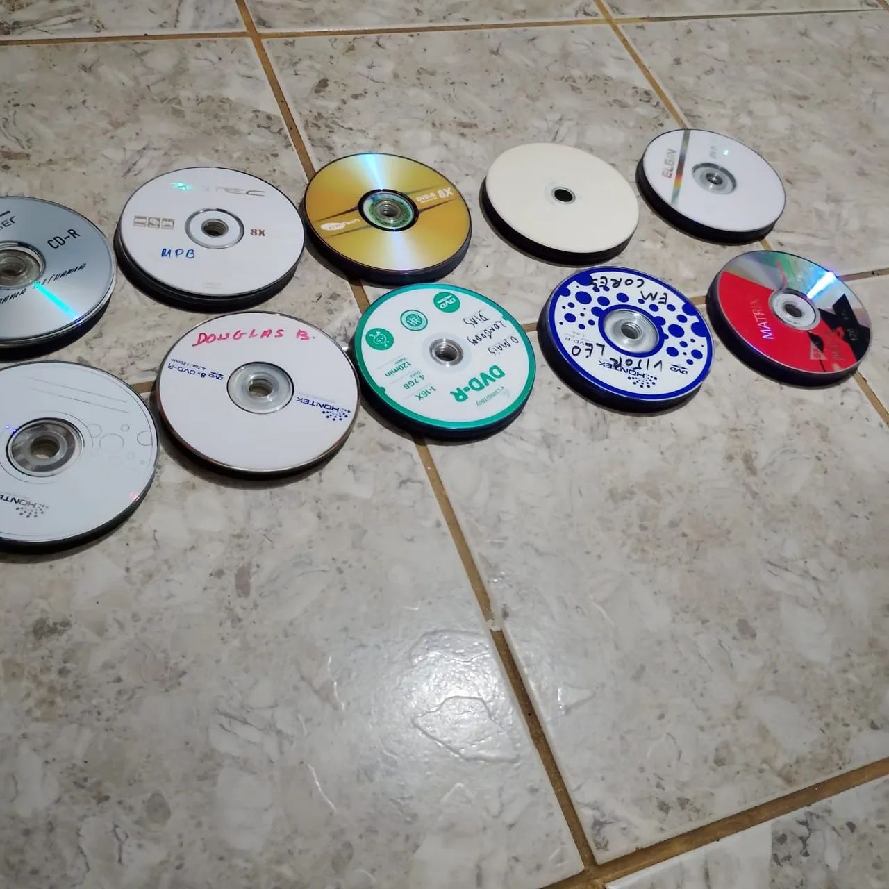 100 dvd para artesanato  - Foto 2