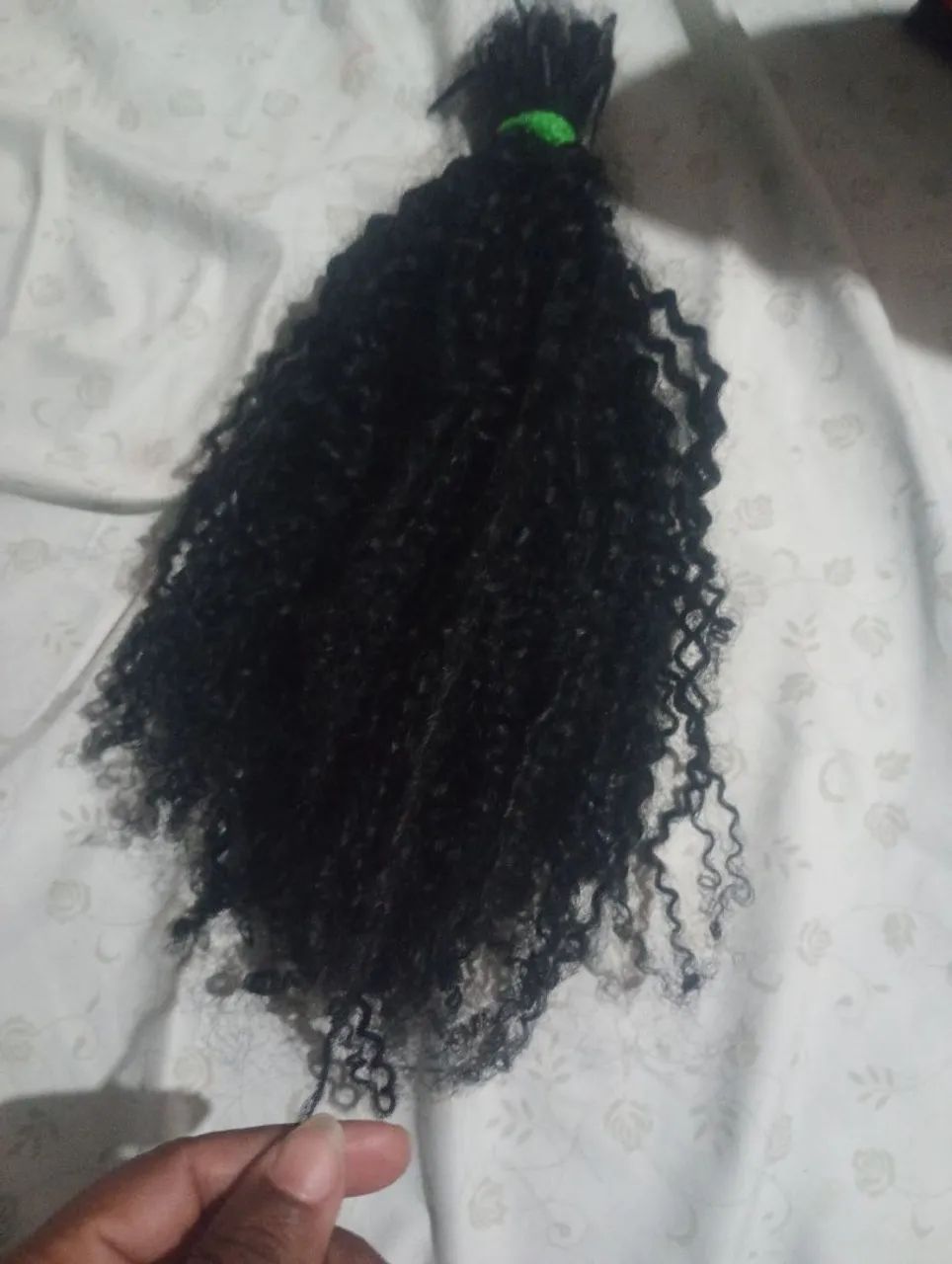 Cabelo humano cacheado 
