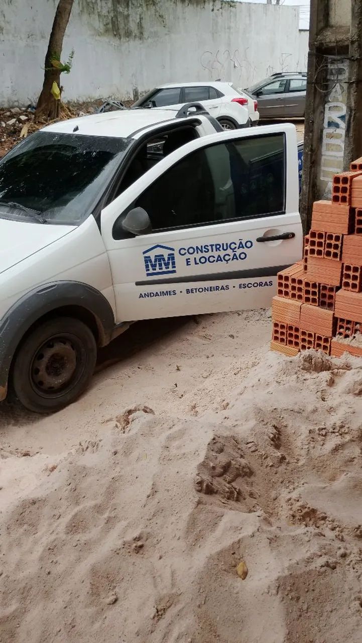 Preciso de ajudante de obra 