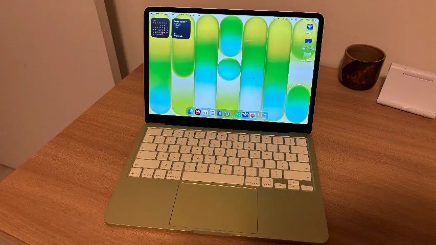 MacBook本体 MacBook Neo 512