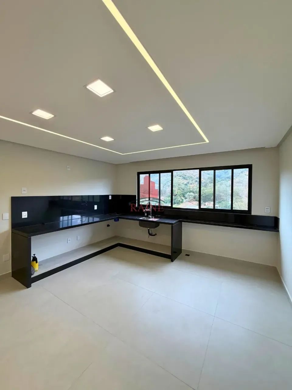 CASA TRIPLEX NO VALE DOS CRISTAIS - Foto 5