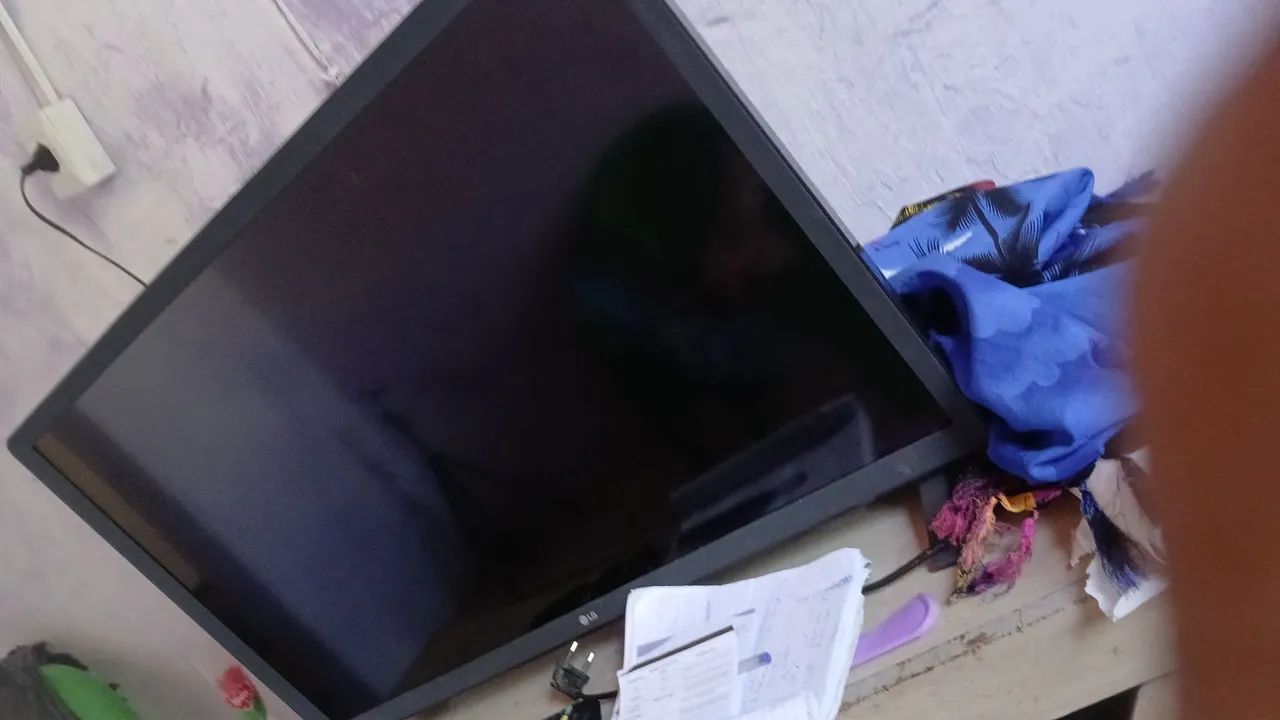 Estou vendendo televisão smart 32 polegadas 