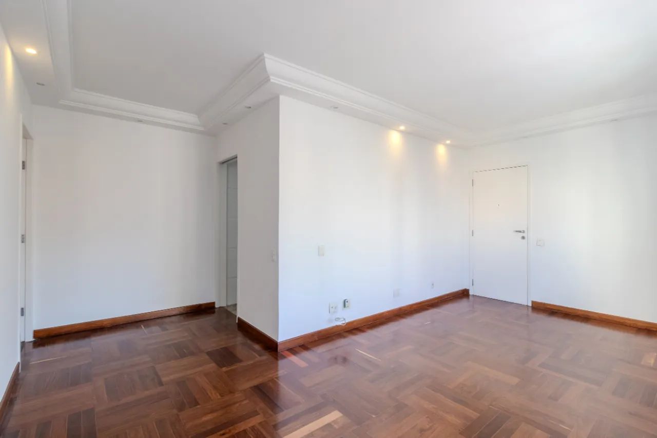 Apartamento para venda em Moema com 3 quartos, sendo 1 suíte, 87m² - Foto 4