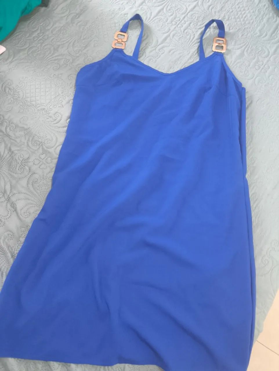 Vestido azul com detalhes em metal - Foto 2