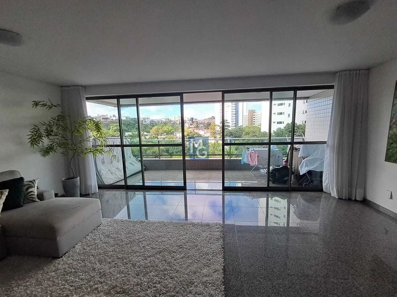 Alugo Apartamento 4 suítes - Foto 2