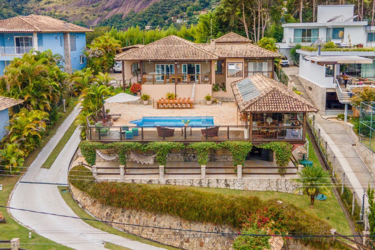 Casa com 3 quartos em Nogueira, Petrópolis