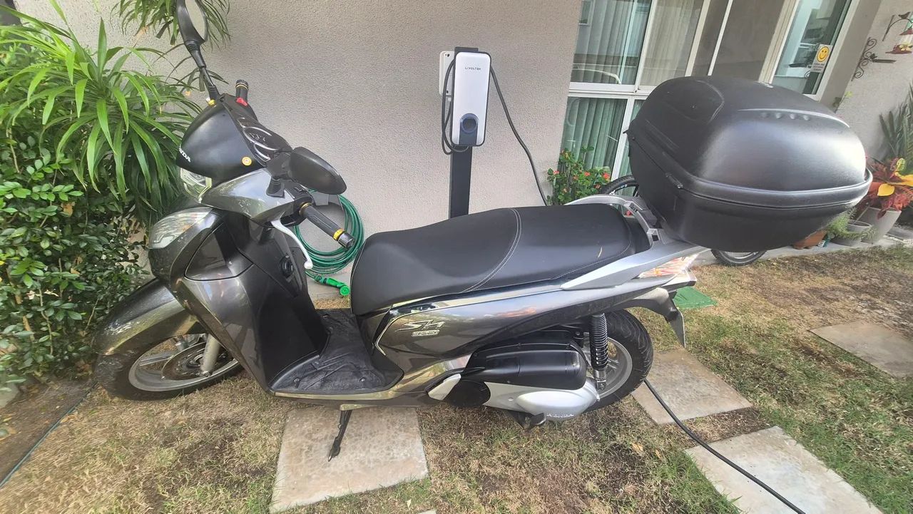 Honda sh300i 2016